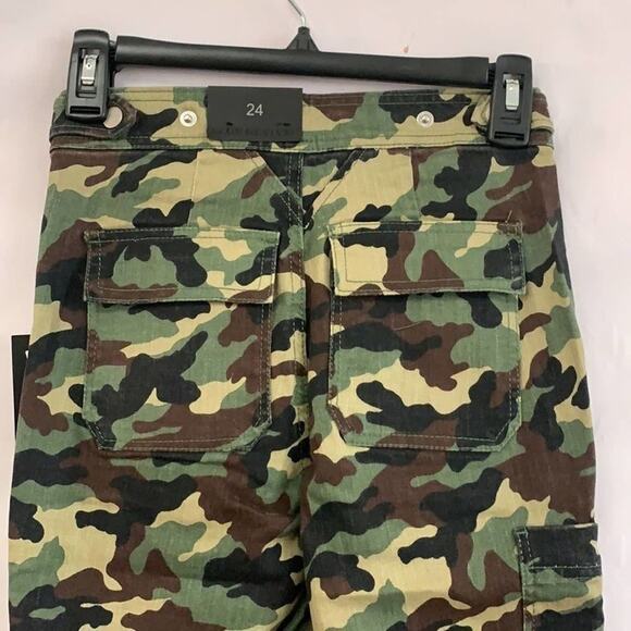 NWT BLUE REVIVAL‎ TEDDY CARGO SKINNY ANKLE … - Picture 4 of 9